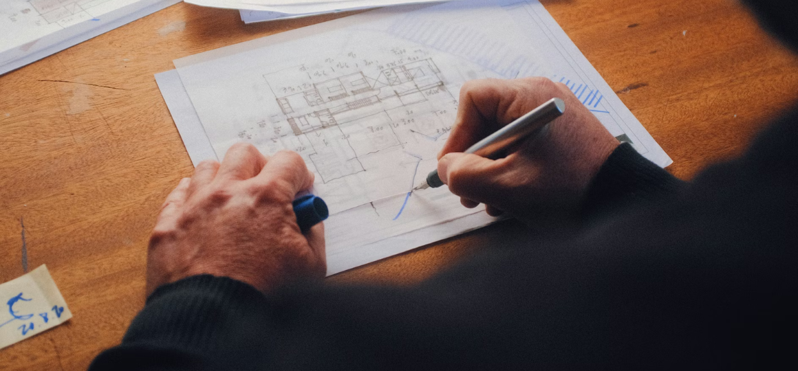 Współpraca architekt wnętrz – organizator porządku. Jak powinna wyglądać?